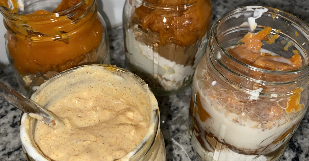 Pumpkin Cheesecake Overnight Oats